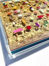 Load image into Gallery viewer, 8x8" Pill Grid on Marbled Gold base