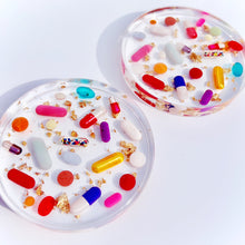 Load image into Gallery viewer, Classic Pill Petri with Gold Leaf